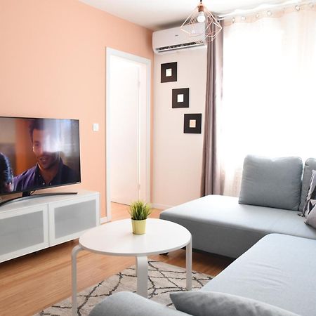 Mary'S Apartment - With Free Parking Zagreb Exterior foto