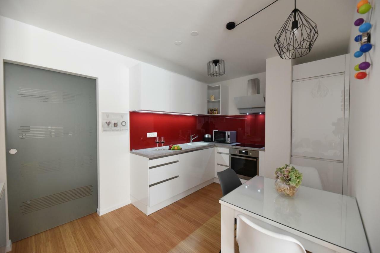 Mary'S Apartment - With Free Parking Zagreb Exterior foto